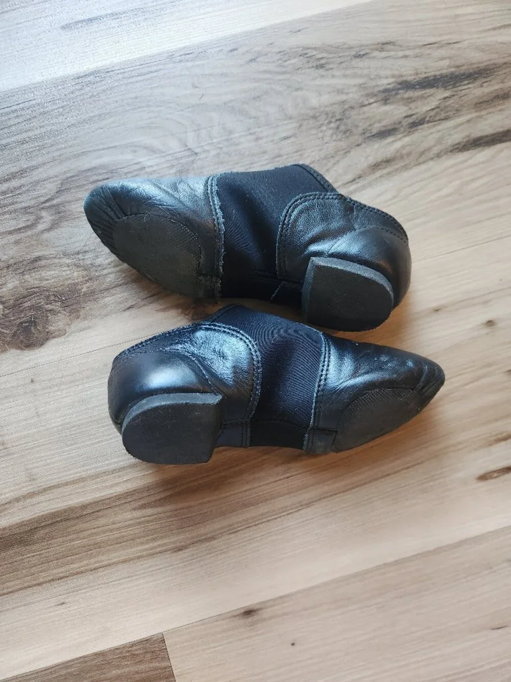 CAPEZIO Black Leather Dance Shoes Little Girls size 1